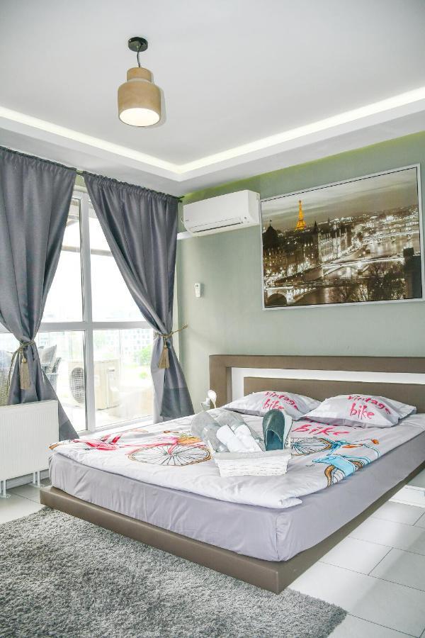 Sky Loft Sofia Apartment Bagian luar foto